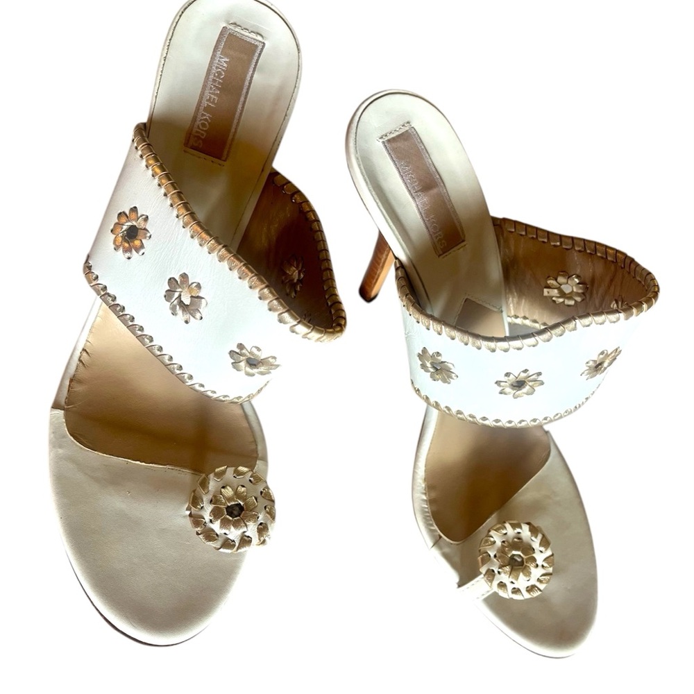 Michael Kors Elegant White/ Gold accented Women's Heeled Sandals - Picture 2 of 8